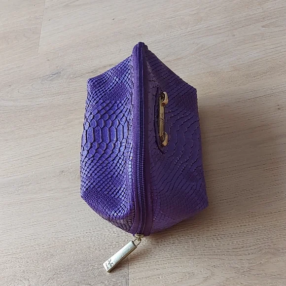 Makeup Bag - Picture 4 of 10